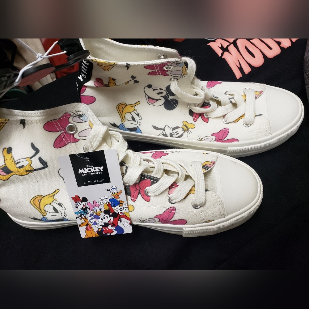 Disney hi toos